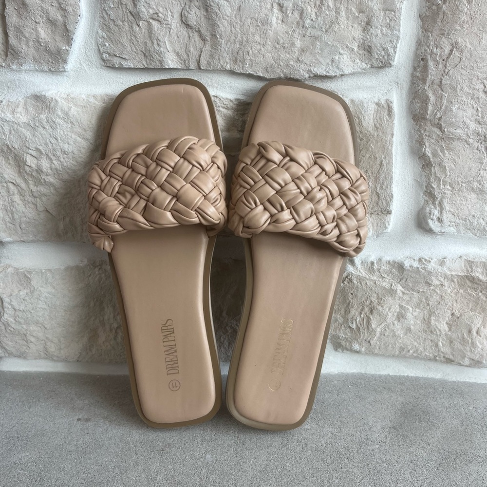 Dream Pairs Beige Woven Slide Sandals